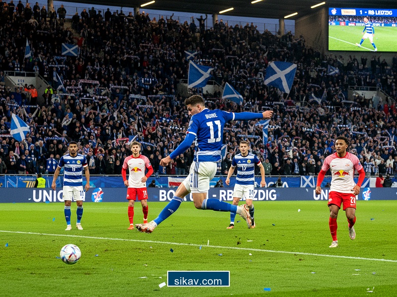 Scotland's Burke scores stunner as Union beat RB Leipzig