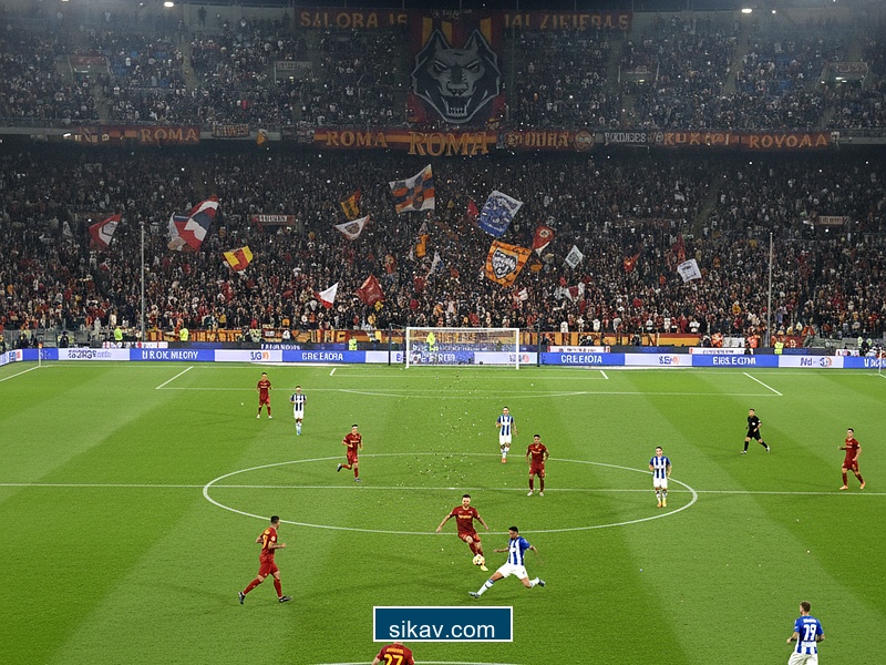 Serie A football match: Roma vs. Como